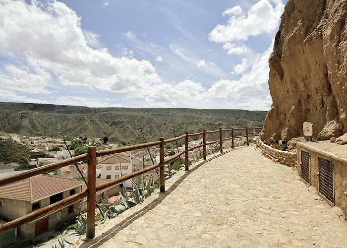 Cueva Solano